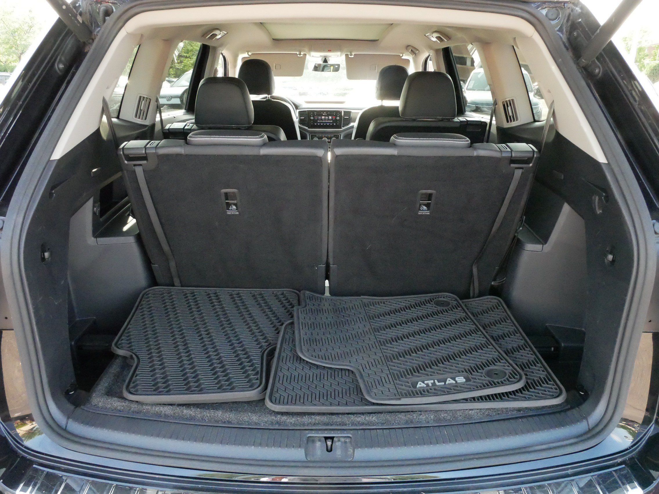 Certified 2023 Volkswagen Atlas SE w/ Panoramic Sunroof Package AWD/4WD image 18