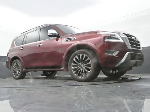 Used 2023 Nissan Armada Platinum w/ Captain's Chairs Package AWD/4WD image 9