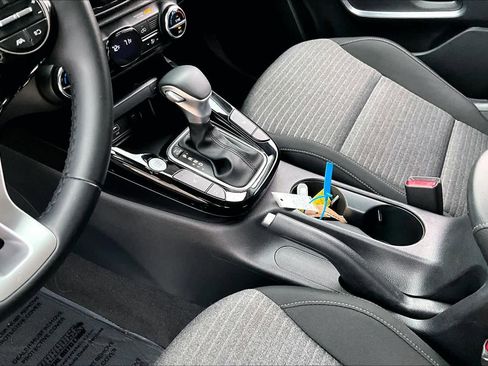 Certified 2024 Kia Soul EX image 16