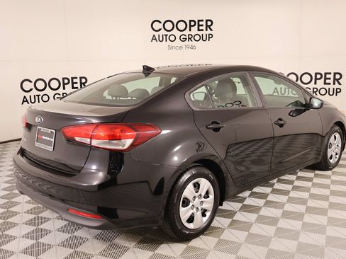 Used 2017 Kia Forte LX FWD image 18