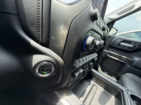 Certified 2021 Chevrolet Silverado 1500 LTZ AWD/4WD image 23