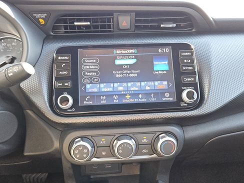 Used 2023 Nissan Kicks SV FWD image 8