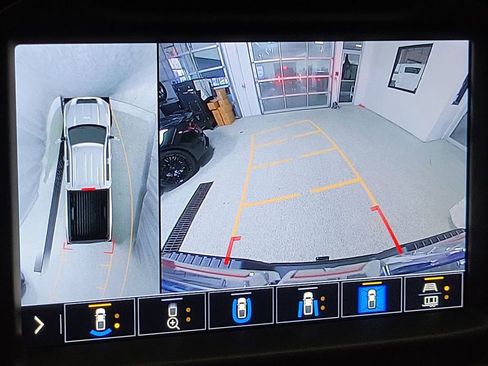 Certified 2022 GMC Sierra 2500 Denali w/ Denali Ultimate Package image 14