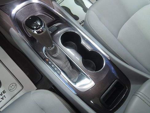 Used 2019 Chevrolet Malibu LT image 21