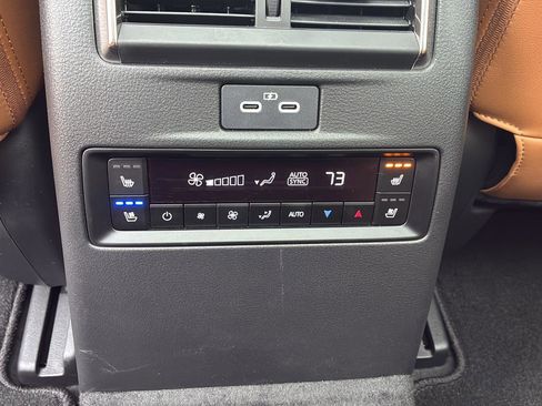 Used 2024 MAZDA CX-90 3.3 Turbo S w/ Premium Plus image 26