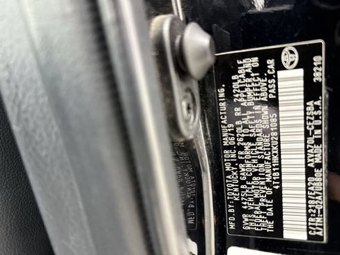 Used 2019 Toyota Camry SE FWD image 44