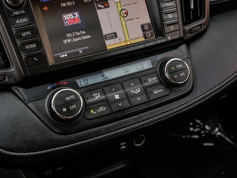 Used 2016 Toyota RAV4 XLE FWD image 33
