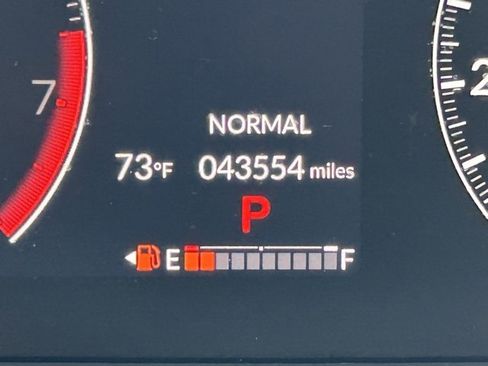 Used 2023 Honda Pilot Touring image 21