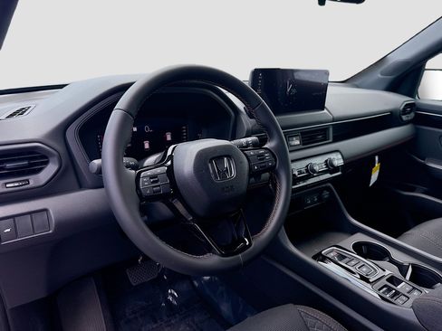 New 2026 Honda Pilot Sport image 9