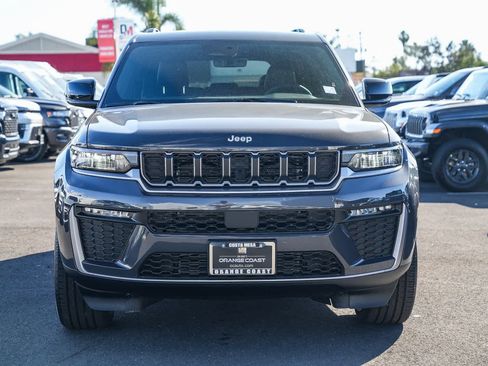 New 2026 Jeep Grand Cherokee Limited image 2