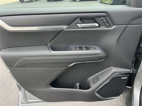 New 2025 GMC Acadia Elevation w/ Elevation Premium Package image 22