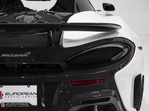 Used 2019 McLaren 600LT RWD image 35