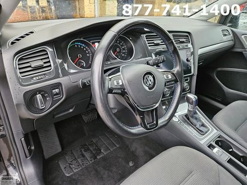 Used 2019 Volkswagen e-Golf SE w/ Driver Assistance Package image 16