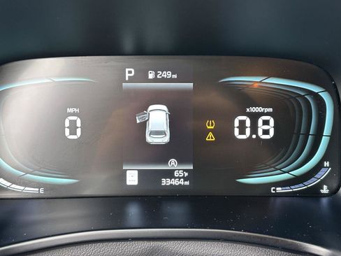 Used 2025 Kia Soul LX w/ LX Technology Package FWD image 27