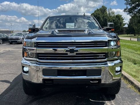 Used 2018 Chevrolet Silverado 2500 LTZ w/ Duramax Plus Package AWD/4WD image 5