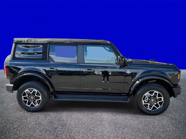 New 2026 Ford Bronco Outer Banks AWD/4WD image 2
