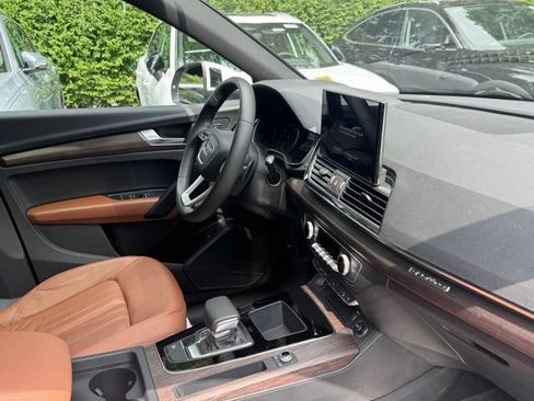 Certified 2023 Audi Q5 2.0T Premium w/ Convenience Package AWD/4WD image 28