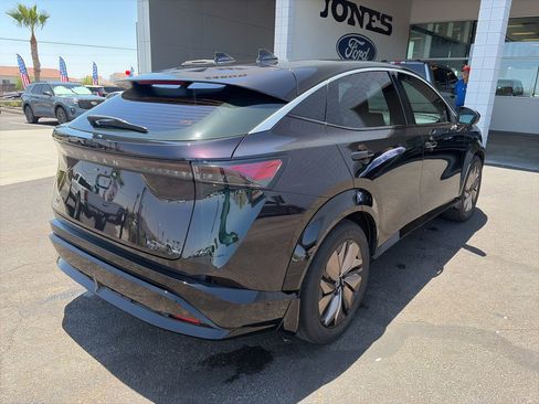 Used 2023 Nissan Ariya FWD image 6
