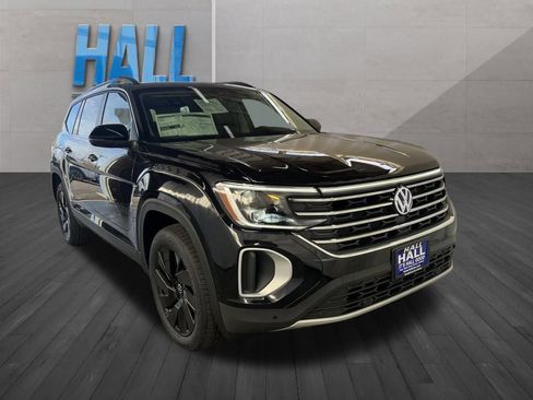 New 2026 Volkswagen Atlas SE image 7