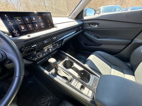 Used 2024 Honda Accord EX-L image 23