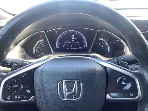Used 2019 Honda Civic Touring image 16