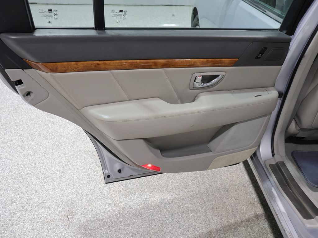 Used 2006 Kia Amanti FWD image 23