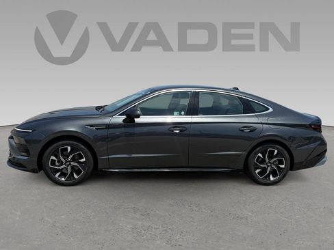 Used 2025 Hyundai Sonata SEL FWD image 7