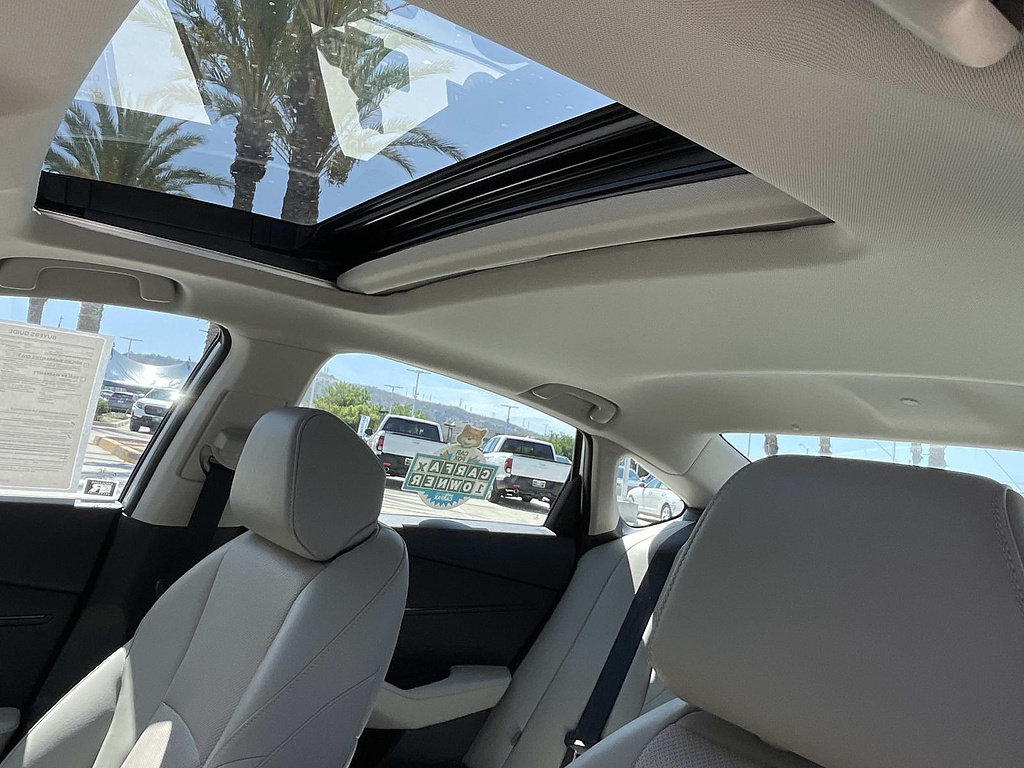 Certified 2023 Honda Accord Touring image 2