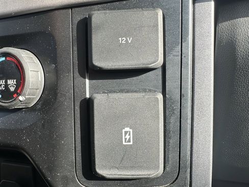 Used 2023 Ford F150 XLT image 32