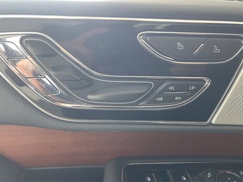 Used 2024 Lincoln Navigator Black Label image 35