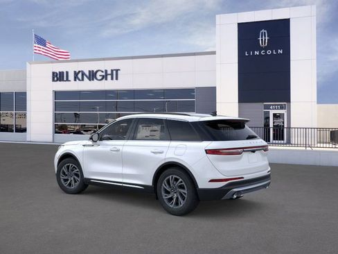 New 2026 Lincoln Corsair Premiere image 4