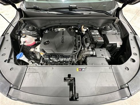 Used 2024 Kia Sorento S image 31