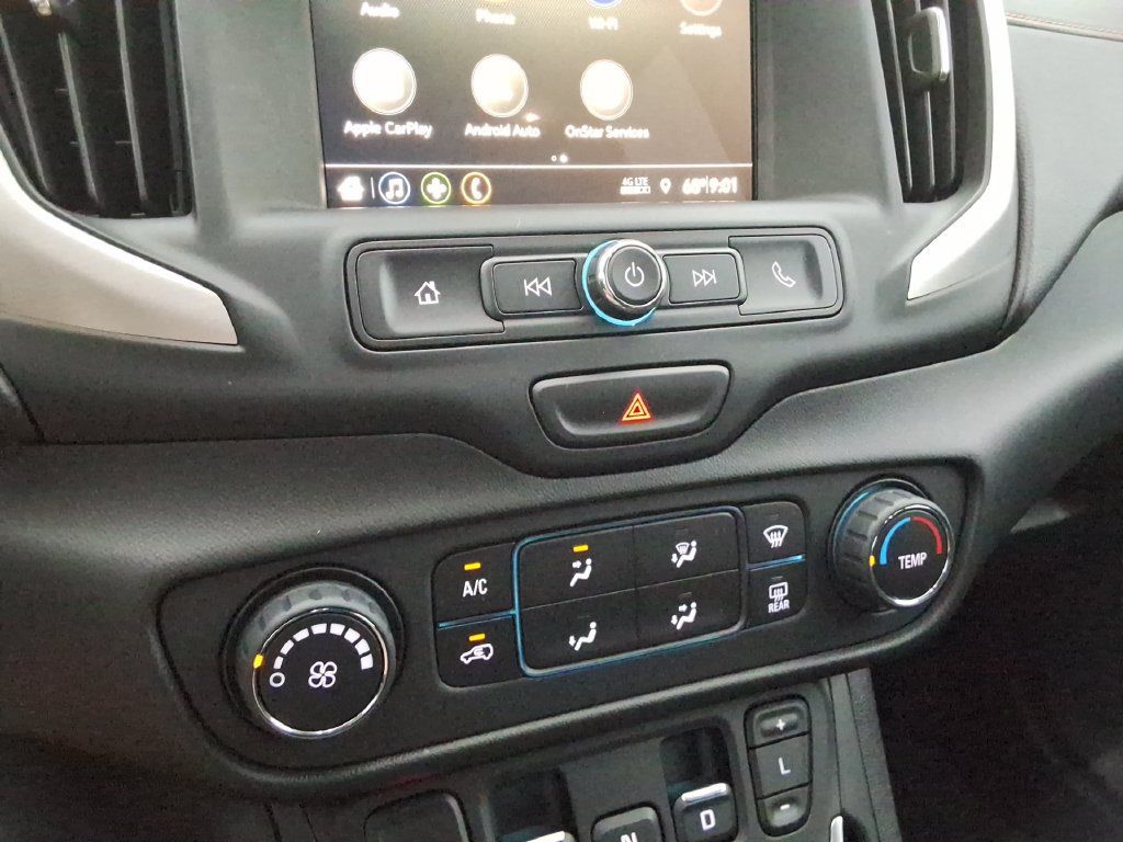 Used 2019 GMC Terrain SLE w/ LPO, Floor Liner Package AWD/4WD image 32