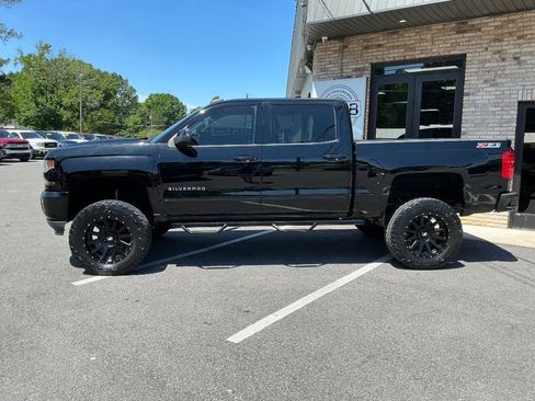 Used 2017 Chevrolet Silverado 1500 LT w/ All Star Edition AWD/4WD image 2