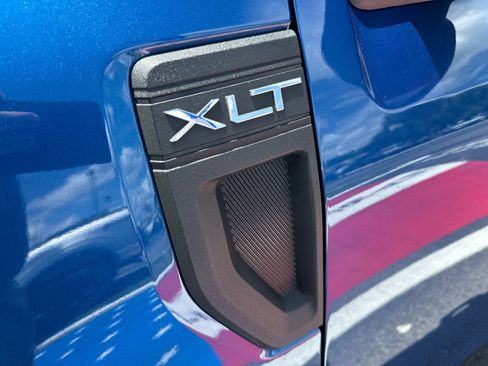 Used 2024 Ford Maverick XLT w/ XLT Luxury Package AWD/4WD image 3