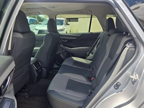 Certified 2025 Subaru Outback Onyx Edition AWD/4WD image 15