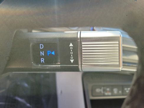 New 2026 Hyundai Kona SEL Premium image 11