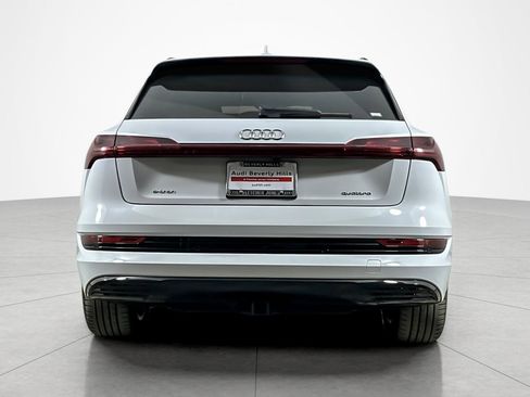 Used 2023 Audi e-tron Premium w/ Convenience Plus Package AWD/4WD image 4