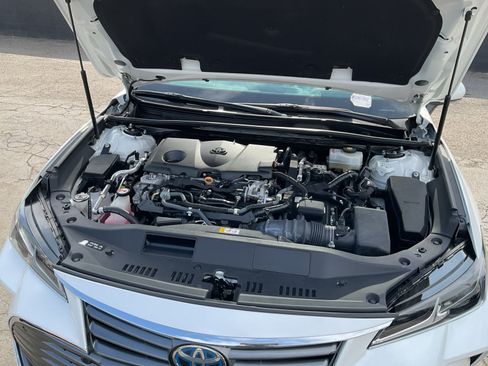 Used 2021 Toyota Avalon Limited w/ Advanced Safety Package FWD image 23