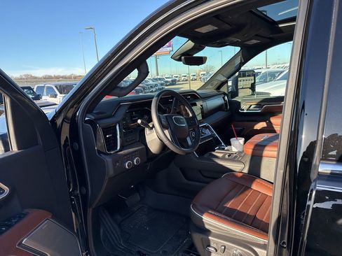 Used 2026 GMC Sierra 2500 Denali Ultimate image 21