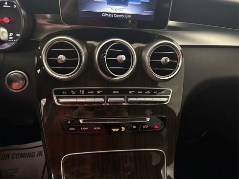 Used 2017 Mercedes-Benz GLC 300 image 33