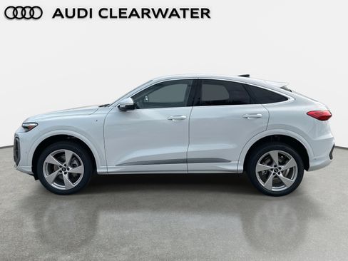 New 2025 Audi Q5 Prestige image 3