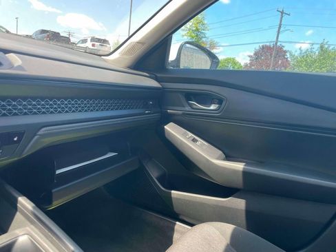 Certified 2023 Honda Accord EX image 35