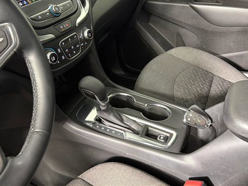 Used 2023 Chevrolet Equinox LT FWD image 24