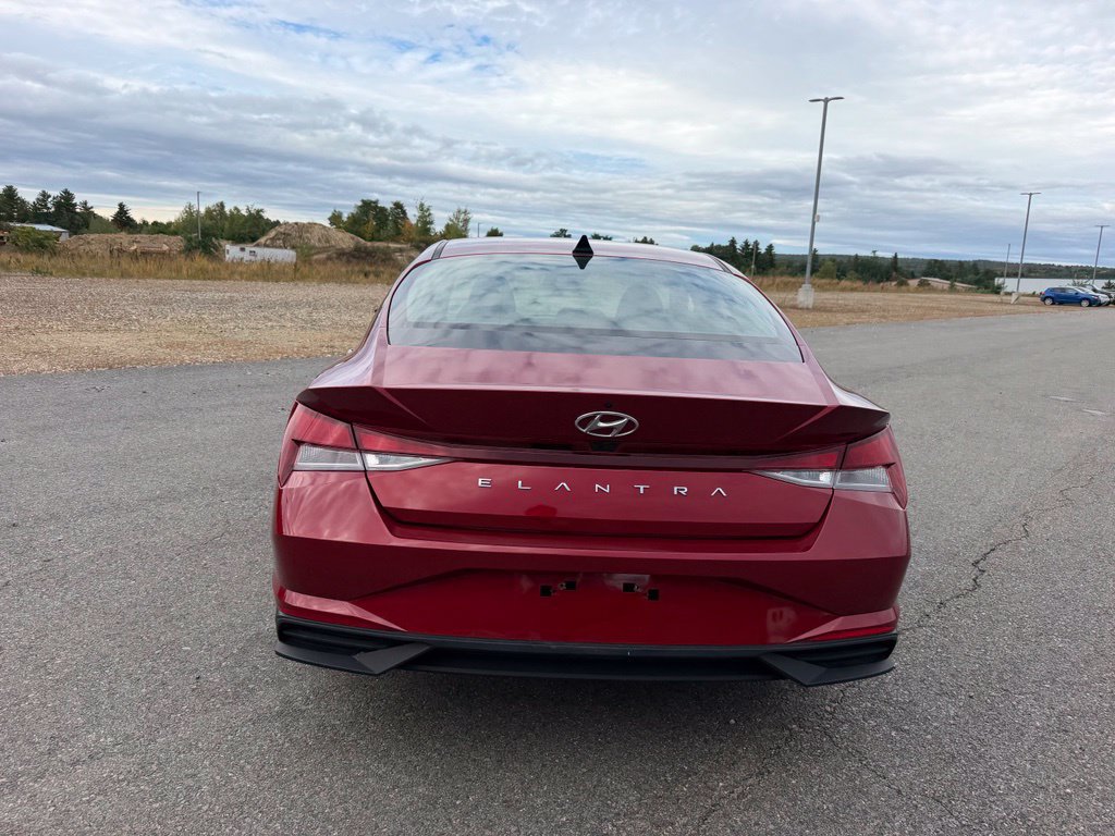 Used 2023 Hyundai Elantra SEL w/ Convenience Package FWD image 23
