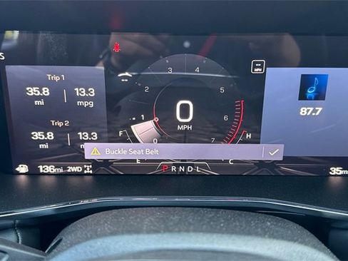 New 2025 GMC Canyon Elevation w/ Convenience Package image 29