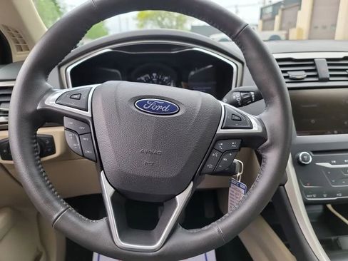 Used 2013 Ford Fusion SE FWD image 14