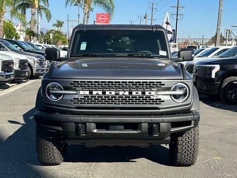 New 2025 Ford Bronco Badlands AWD/4WD image 4