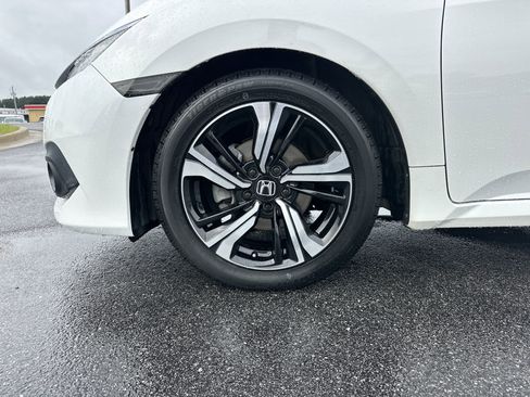 Used 2016 Honda Civic Touring image 12