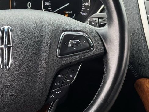 Used 2018 Lincoln MKX Reserve w/ Lincoln MKX Climate Package image 16